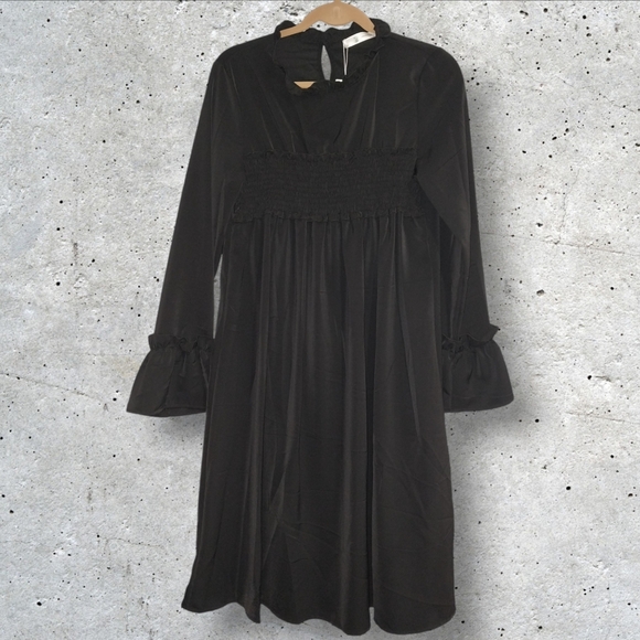Gothic Wednesdayesque Smocked Ruffle Sleeve Dress Beachsissi XL NWT - Picture 2 of 12